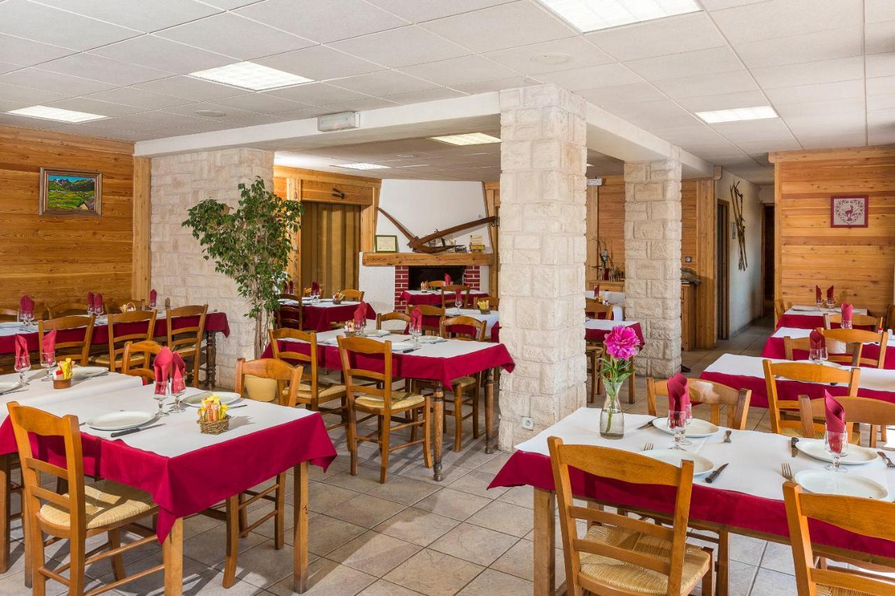 Hotel Restaurant Le Chamois Ancelle Exterior foto